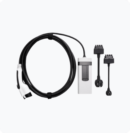 GM dual level charge cord with interchangeable 120-volt and 240-volt plugs